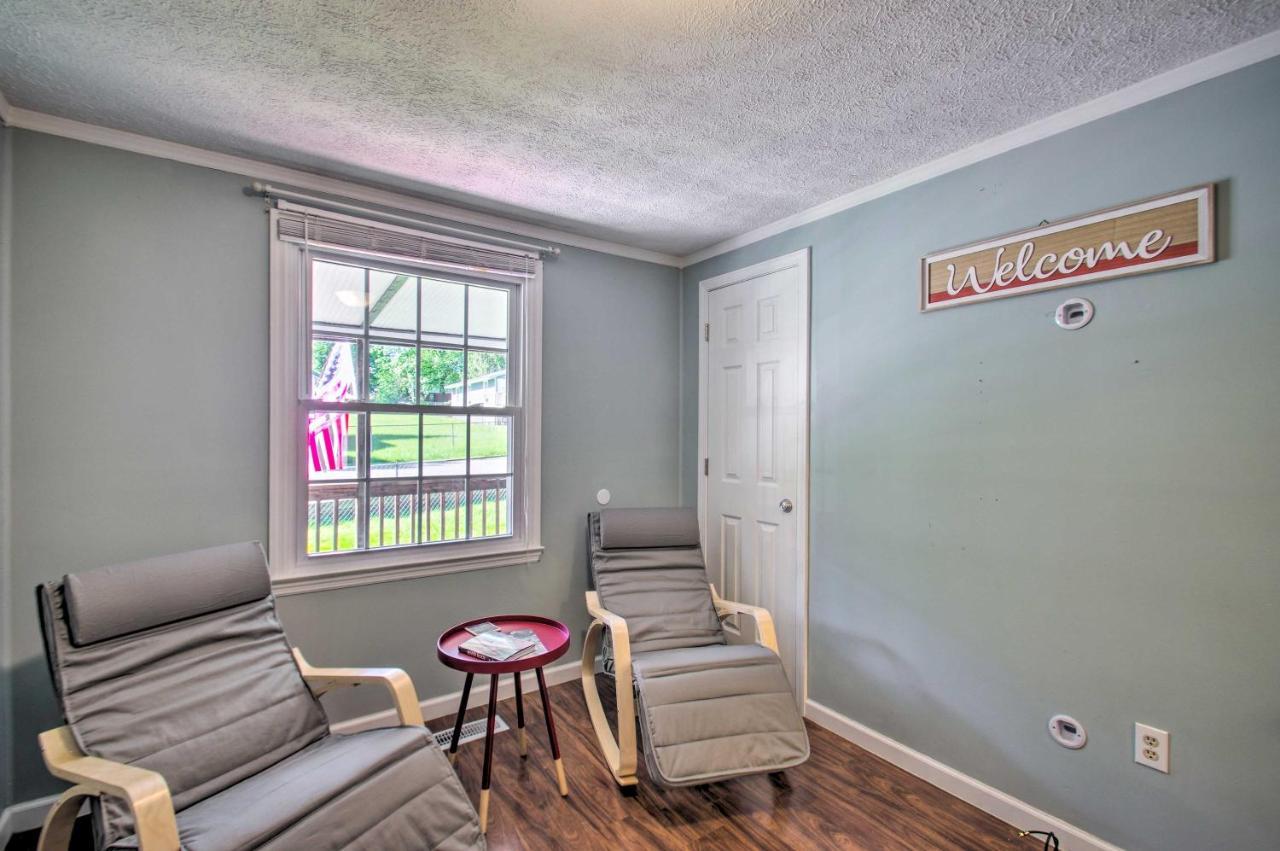 Dog-Friendly Fayetteville Home With Hot Tub! Exterior foto